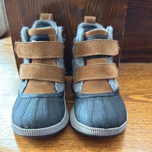 Sorel Kid’s Out N About Classic Grip-Strap Boots